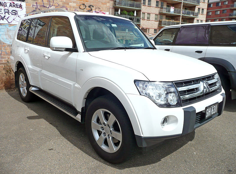 mitsubishi pajero 2006-