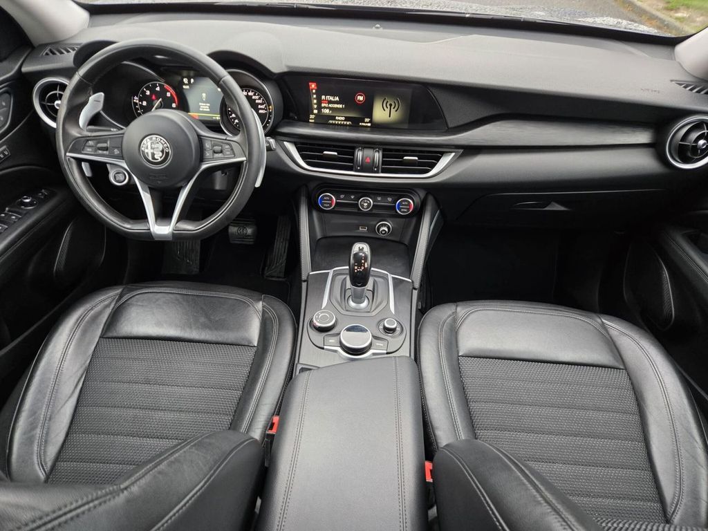 alfa romeo stelvio carplay android auto